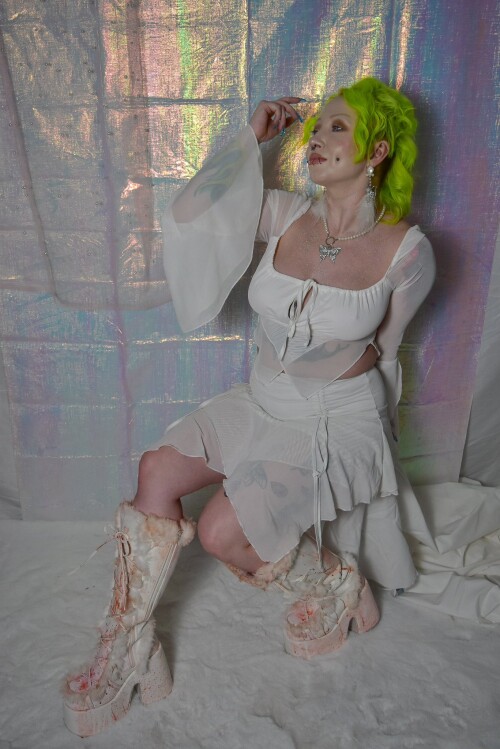 10000104181f7c55ac4d5a544f