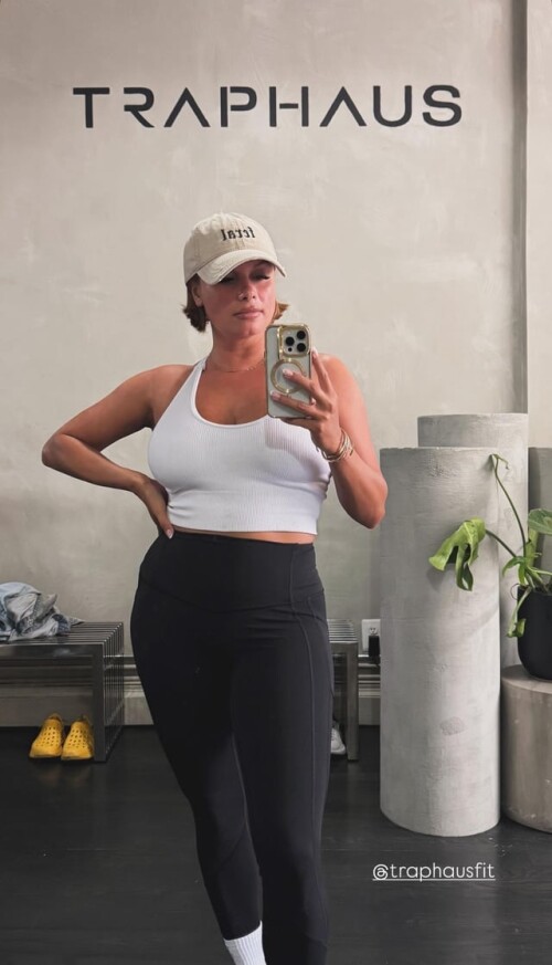 10000106246bf1c654258f73e2