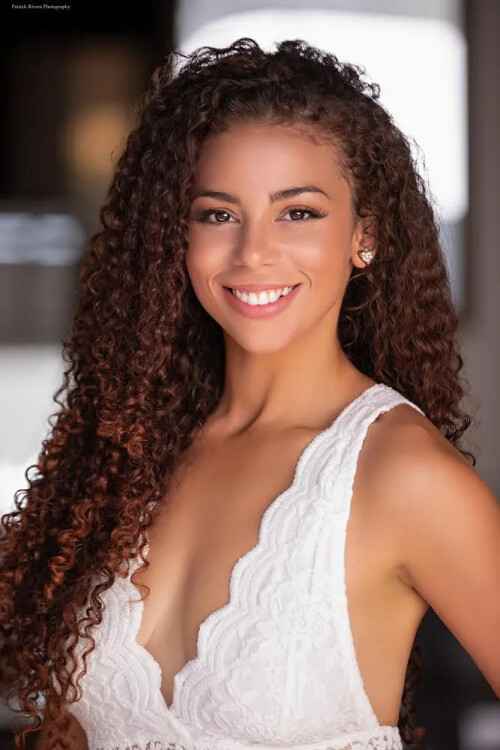 10000106808d6ca4d1817c54ef