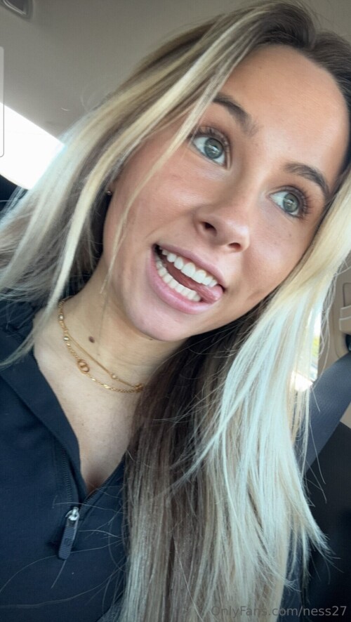 1000010744eab884b4db33740e