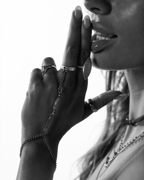 10000108831406c2f39eb41737