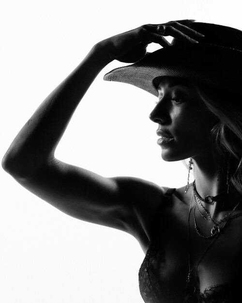 10000108848513cd0cc977c6b8