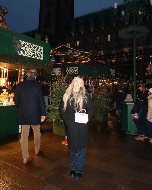 1000011268a6b36c58299804af