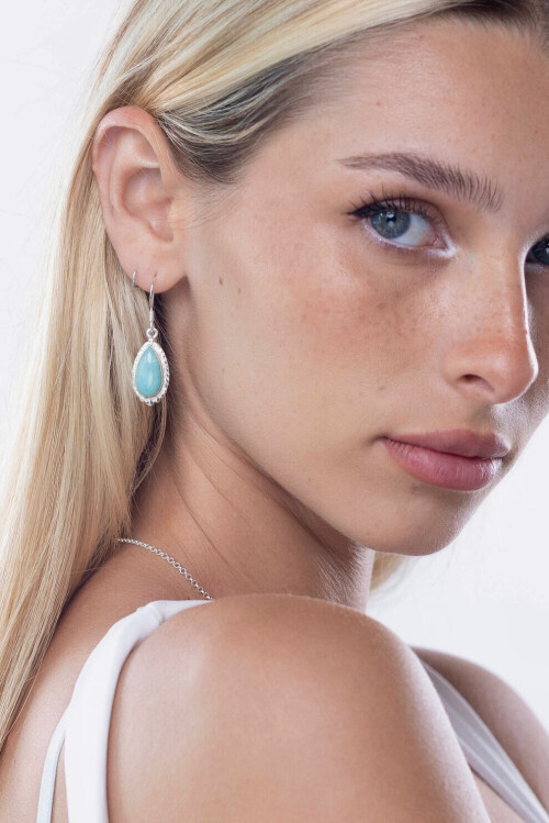 100001127055dff8d81332343e