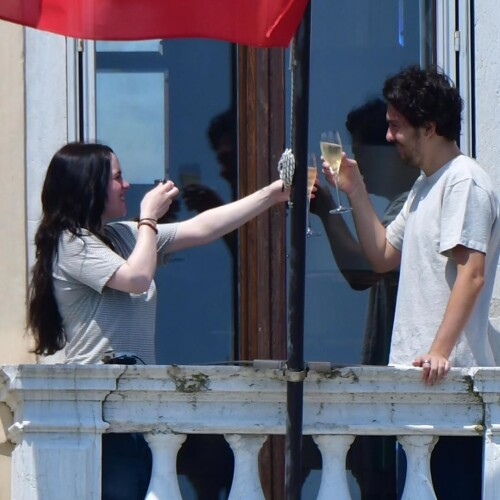 100001150712efa962c892b369