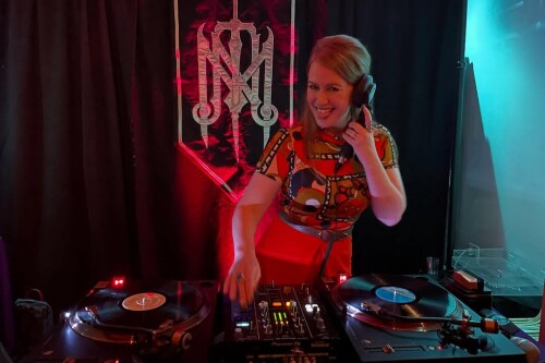 1000011576253d9323a1304a7f