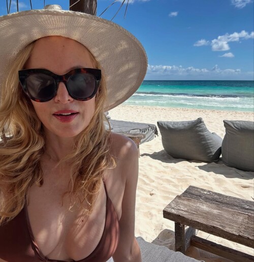 100001187080356bda2b93a2d8