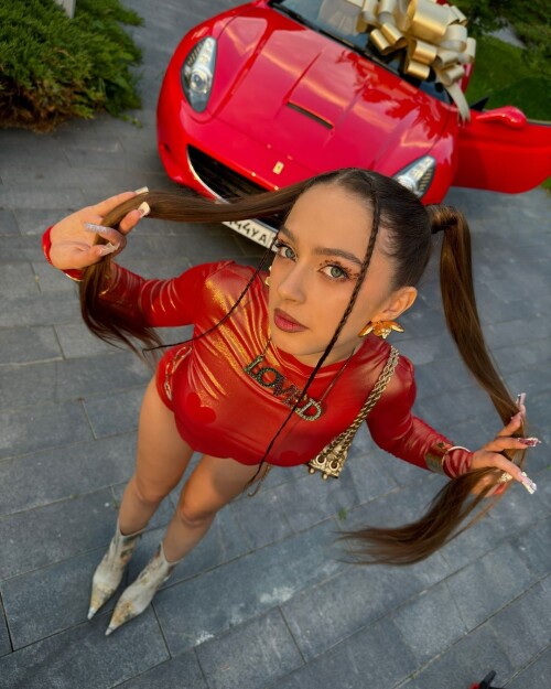 1000011941684bf3d5ccae992e