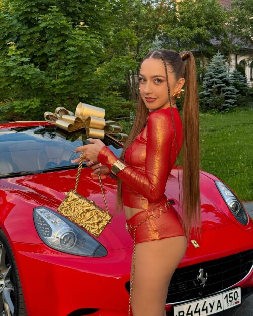 1000011942d7d520a32bdabecb