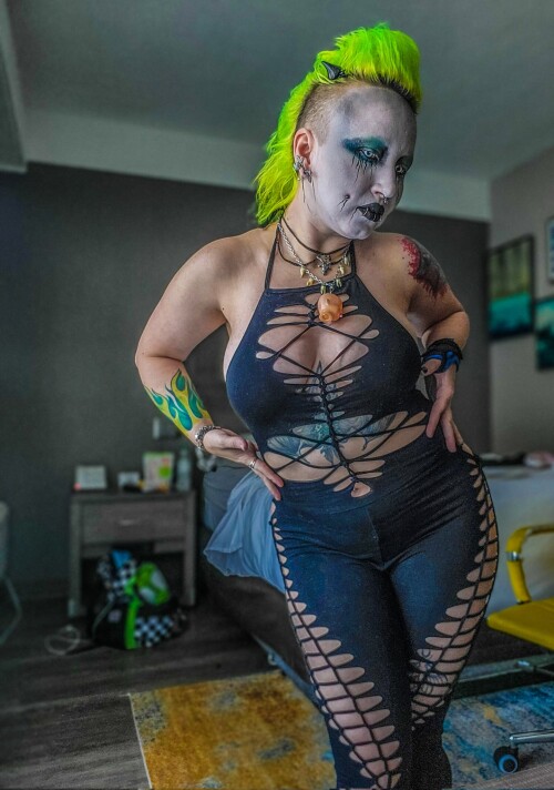 10000120105bc06e1af379cd45