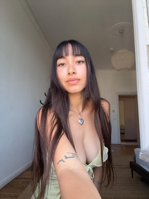 1000012073756af74ba678b89e