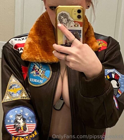 1000012585fcc9b24e7bc320e8