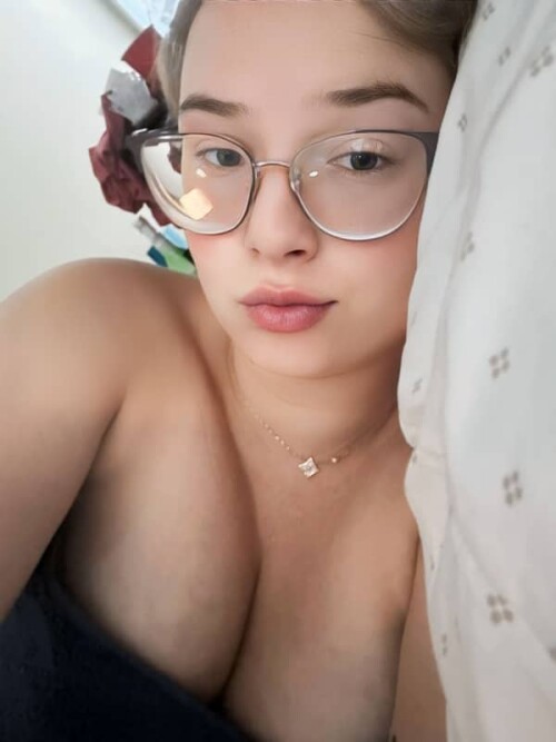 10000130041692ef784d5b62d0