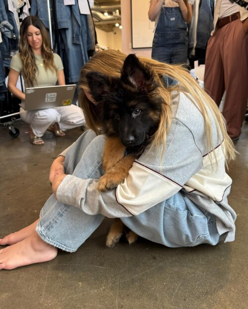 1000013086d702e5406b67ad7d