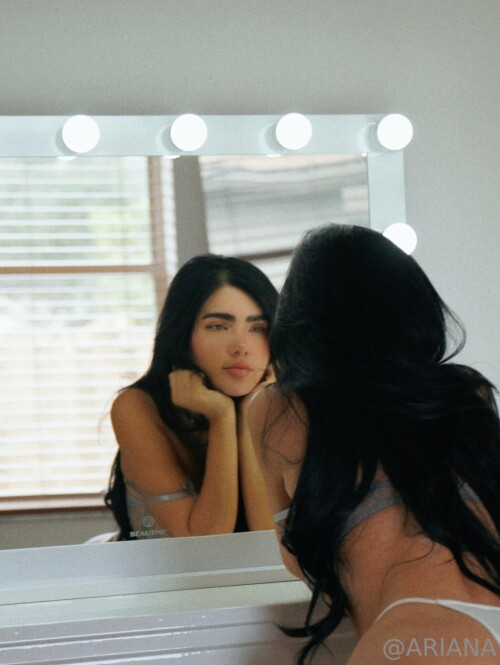 1000013677d32d5176abafd3c3