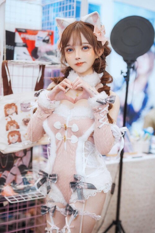 1000013701a099bc69227d20e2