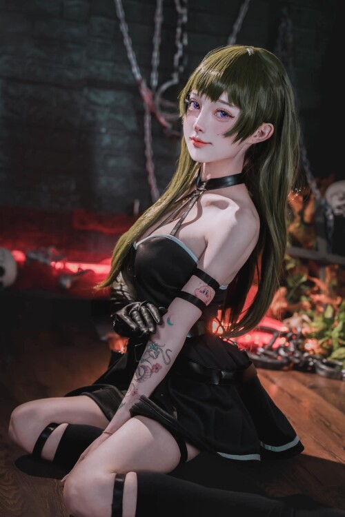 1000013705d657616b3c85ad28