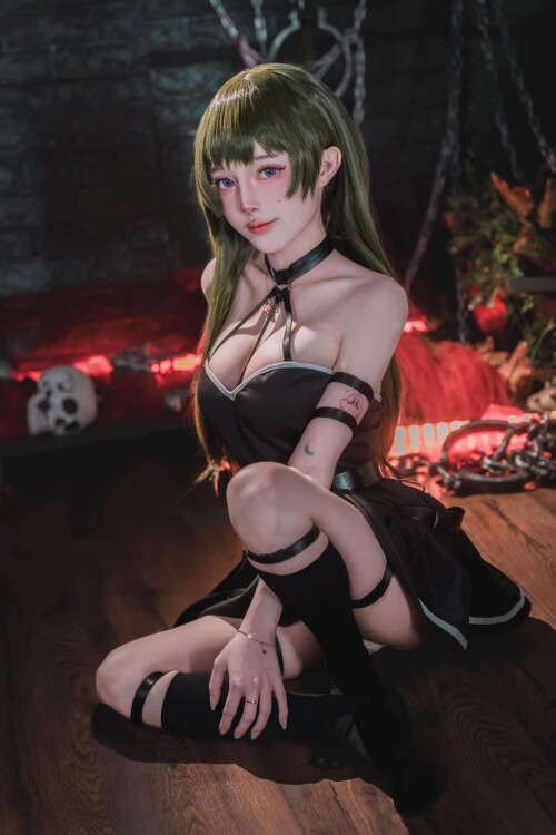 1000013707b7ae33a2acfab600