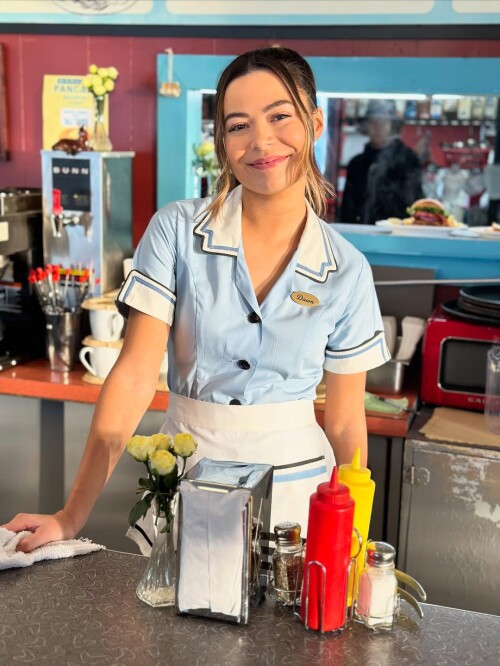 1000013905e052f70622d8ebf0