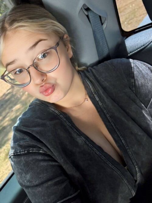 1000014569e61e3f967fb2d10e