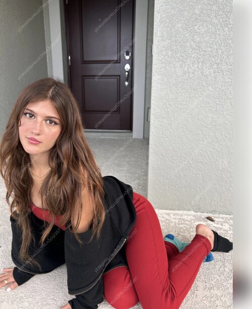 1000014585f42936a6eaf7d302