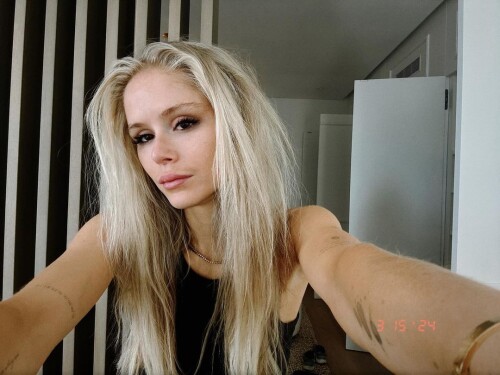 1000014588d516f5d95b98fe52