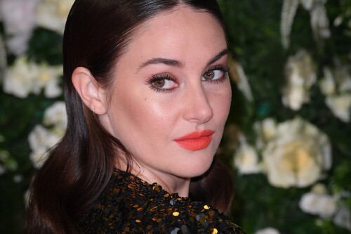 1000014773b75c1b51f1b2fd48