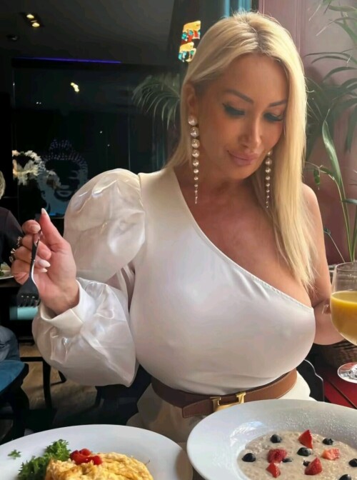 1000014814406632b98c70b7dc