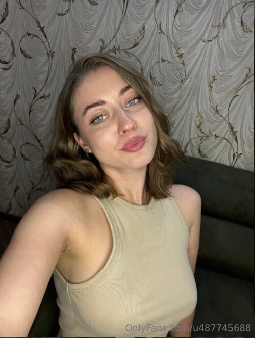 1000014982078aec341cb5b7a9