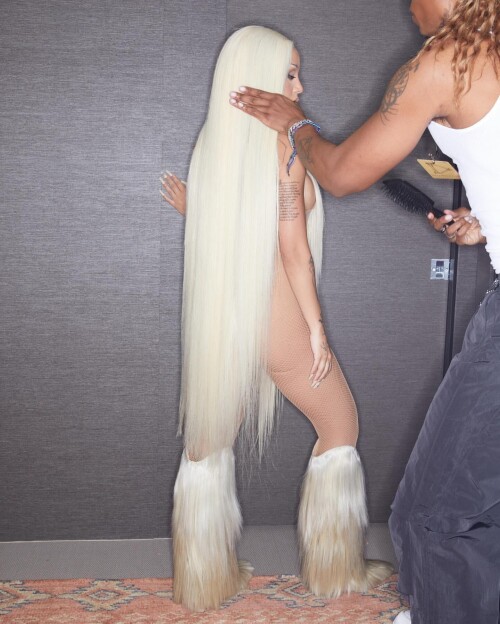 1000015121a57b0aeadb38dcb7