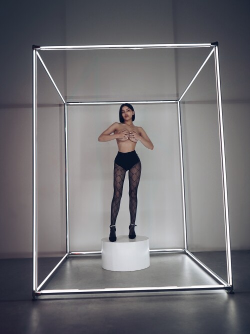 10000156551cd7ae0923546676