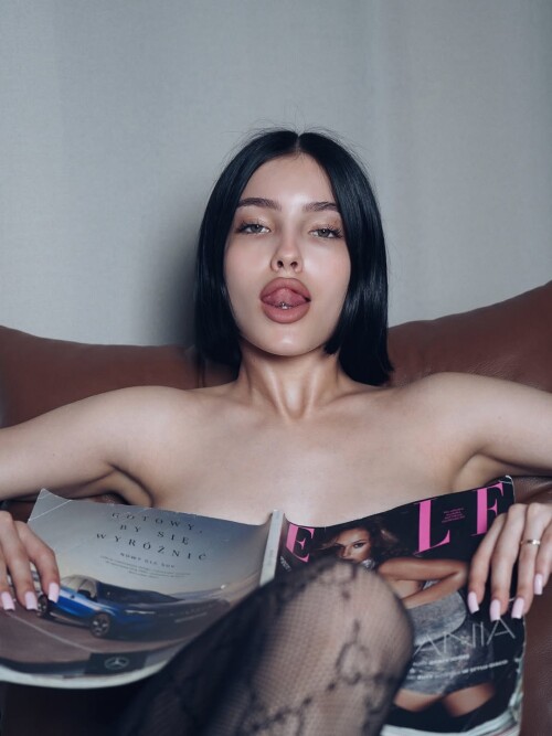 1000015671a90320315e9188ba