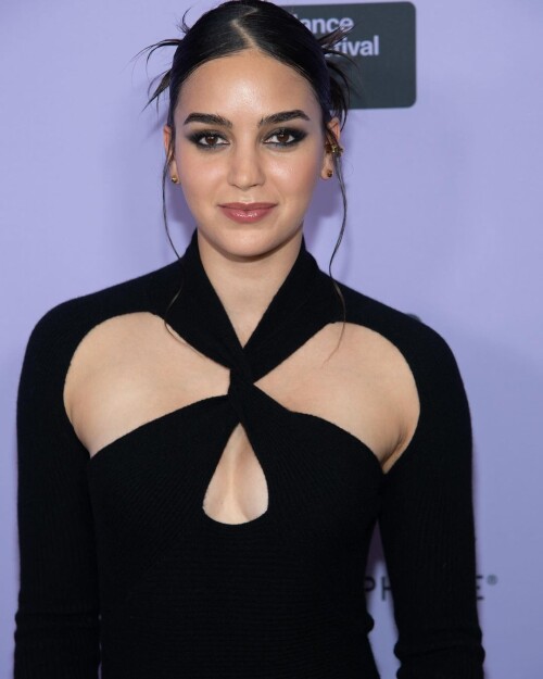 100001568554c73b1486556821