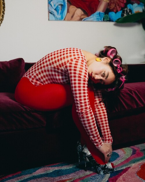 1000015772bc34e854b867fa66