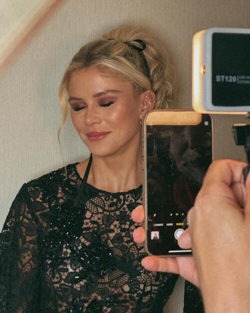 100001581419acaaff25bd2926