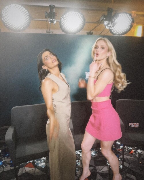 1000015817ccec522a0f241700