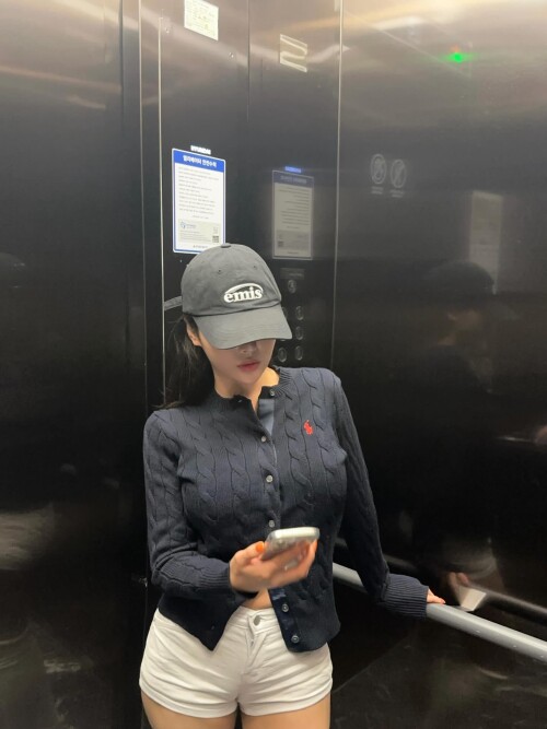 10000159019c6ab8f1b18ba1e9