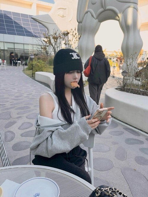 10000159042c95d26c7e2b5852