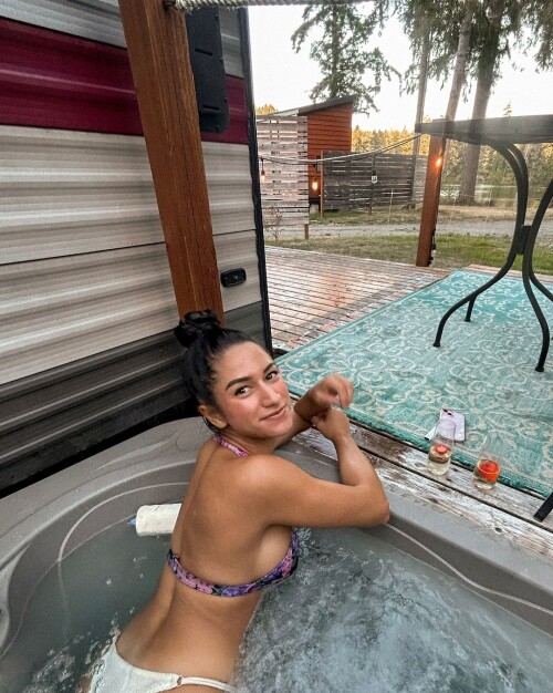 1000015916c9e050173f412b15