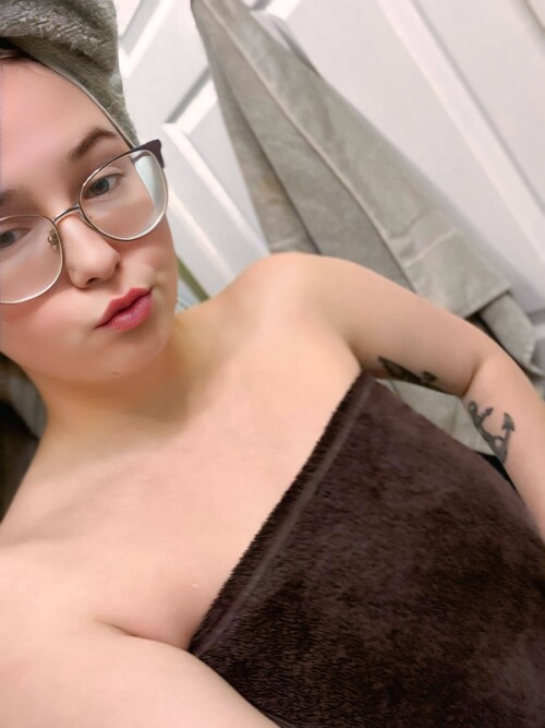 1000015959372100d9771b781d