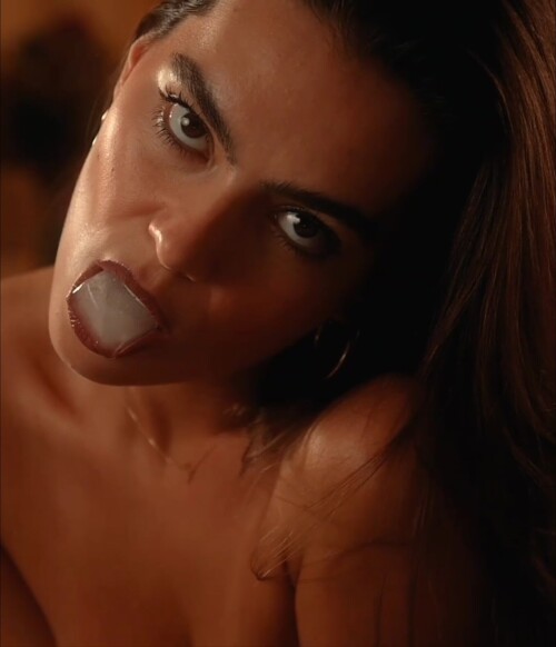 1000015976f59b28b307981c1e