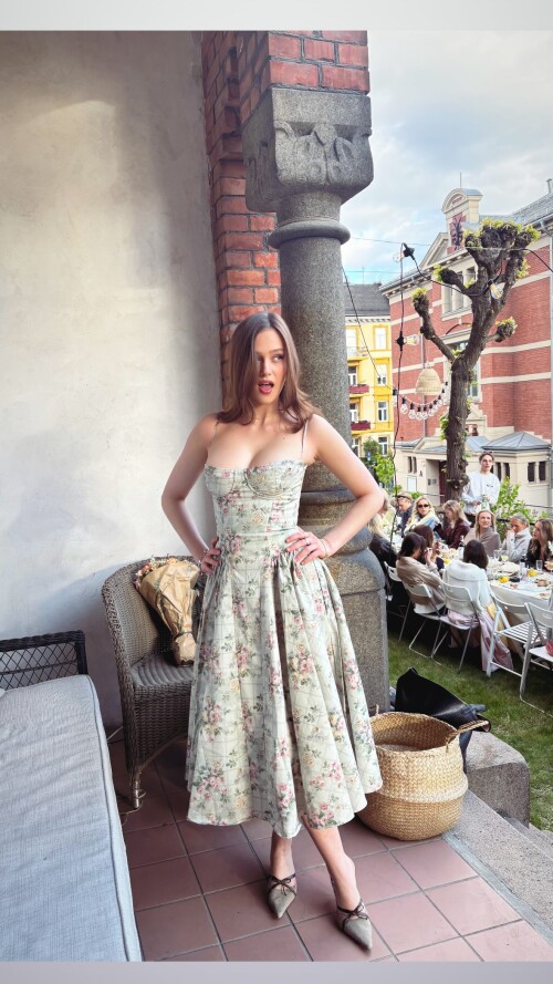 100001602069b59117169de7e1