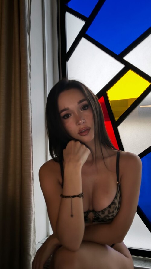 1000016422349fbb8b7f08d01d