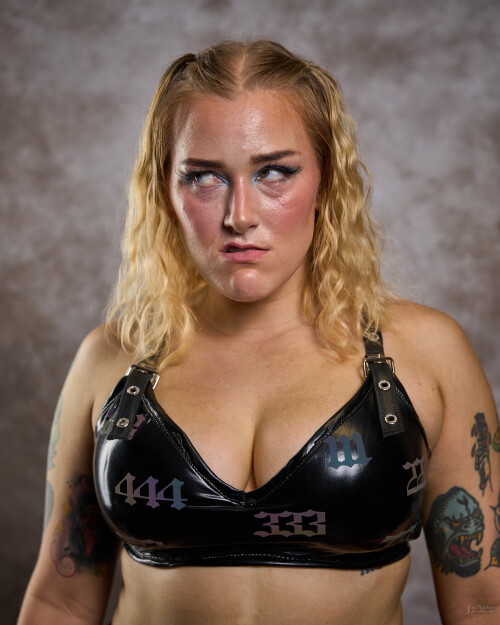 1000017099caf1f3382426142a