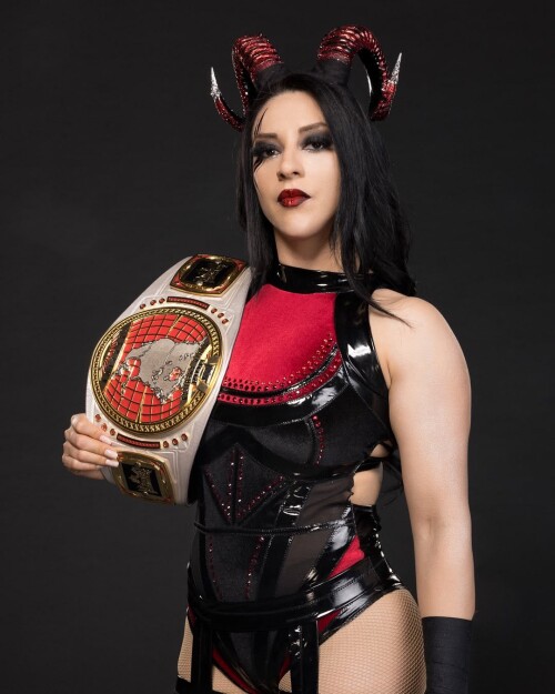 1000017112f5d98a14bd24c8e6