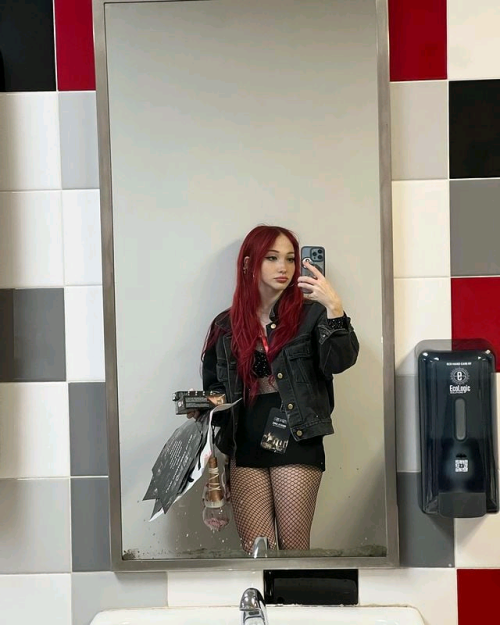 1000017217a8df849bff1dffde