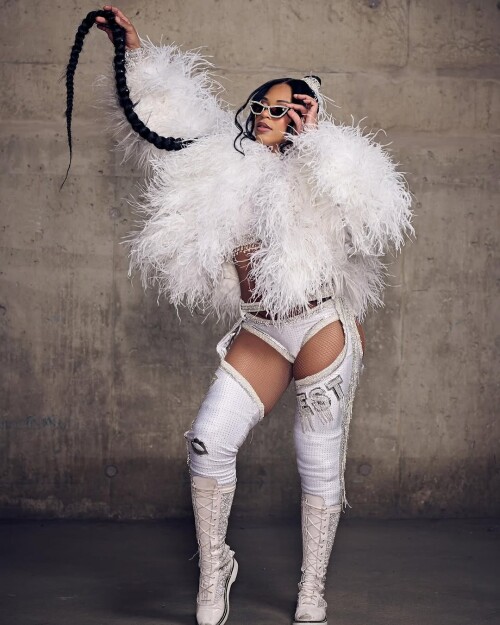 1000017565776854c4d9cd919d