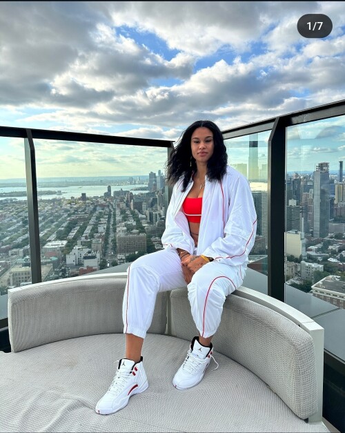 1000017713685f0882941d03d4