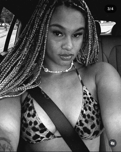 1000017748d4c104acaa328e2c