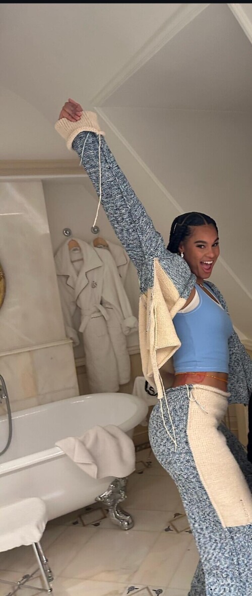 100001776740b073d78cc361c2